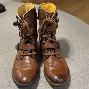 Brown Bussola Trapani soft leather ankle boots